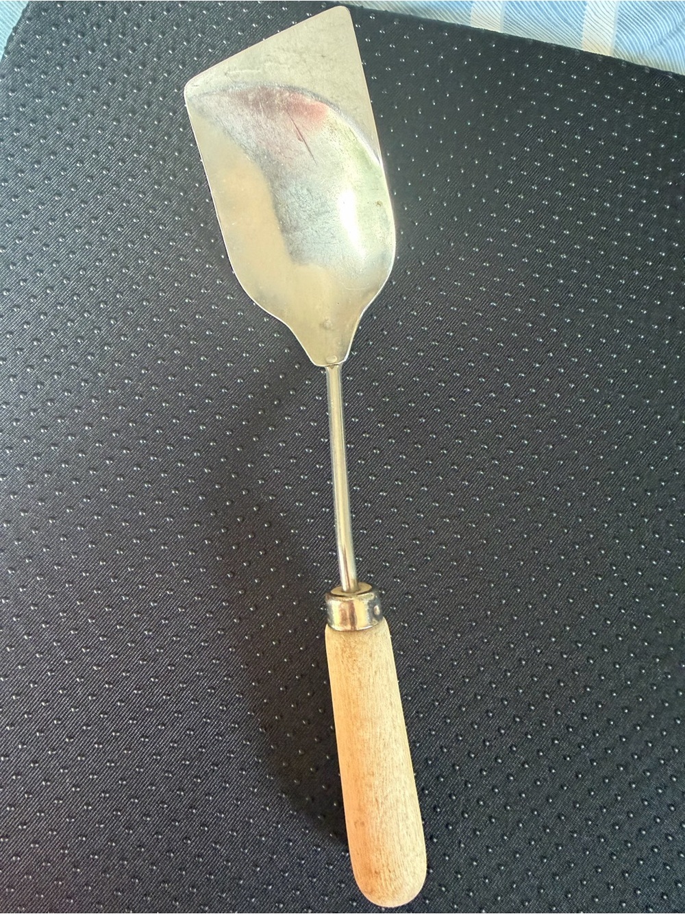 Vintage Keenspoon Lewis T Forias Stainless Steel Cheese Server Wood Handle USA